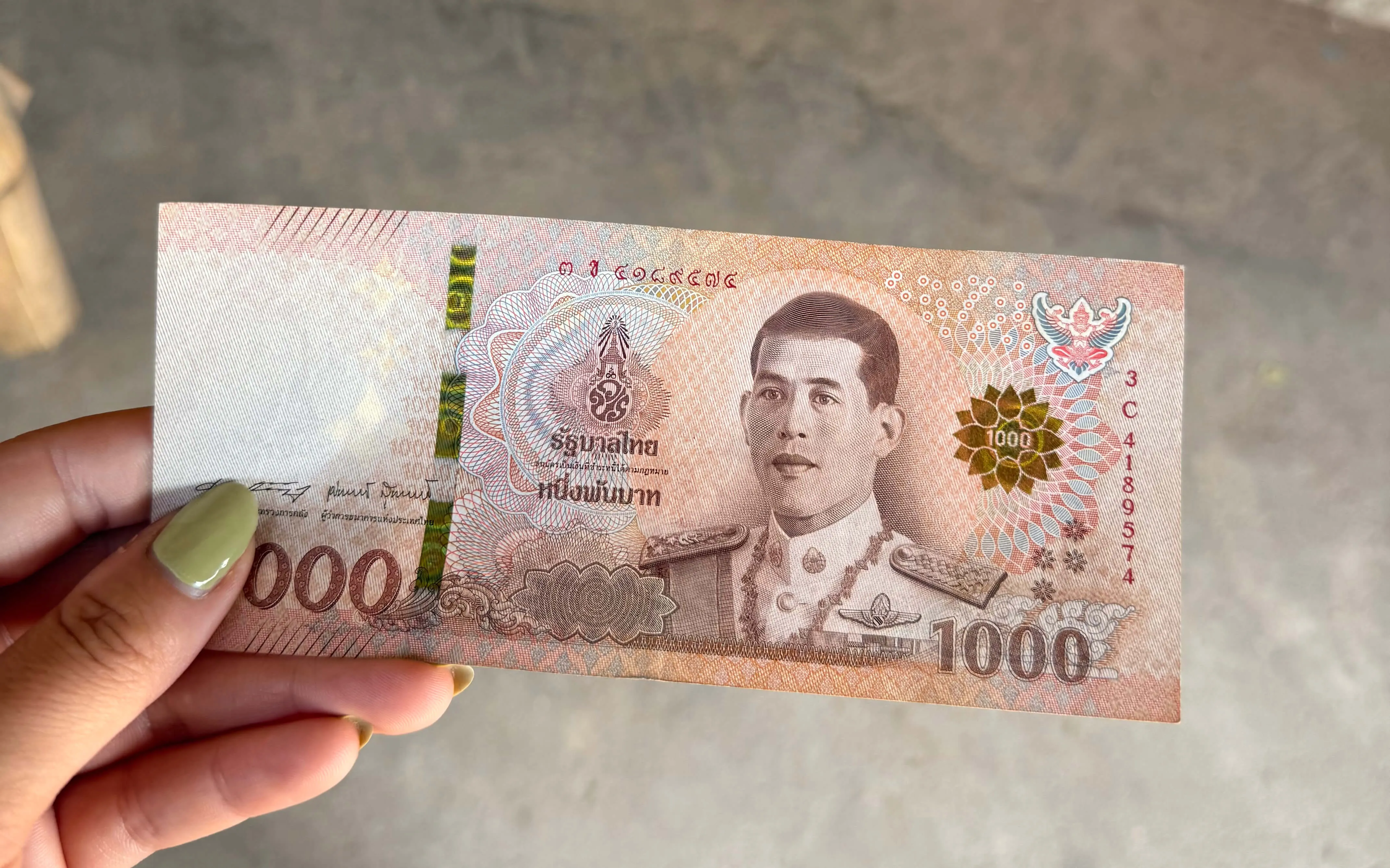 Billete de 1000 baht tailandés