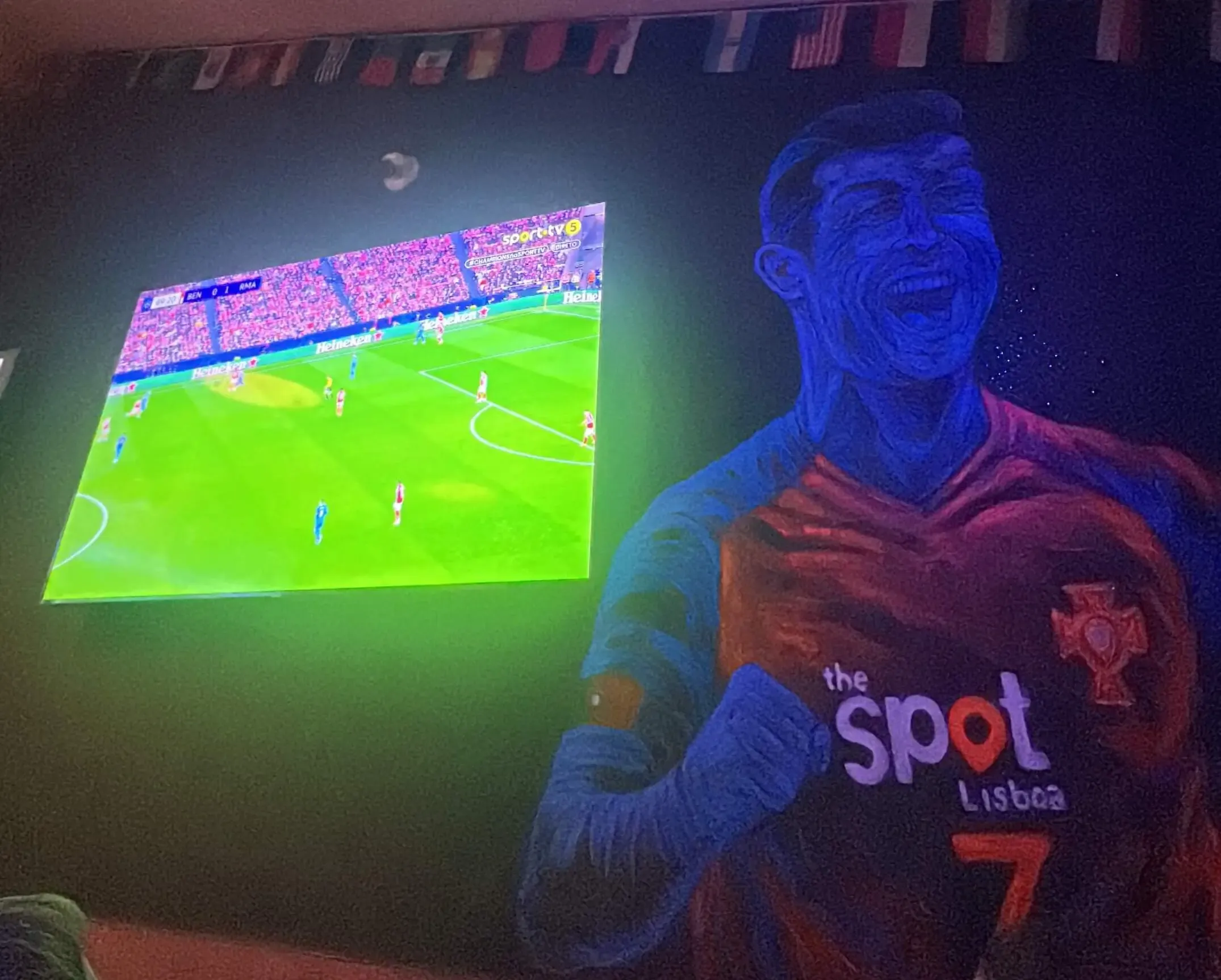 The best bar to watch a football match in Lisbon.